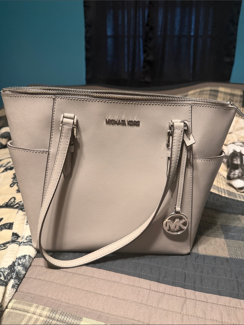 MICHAEL KORS Light Beige Tote with MK Charm